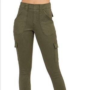 Spanx stretch twill ankle cargo pants